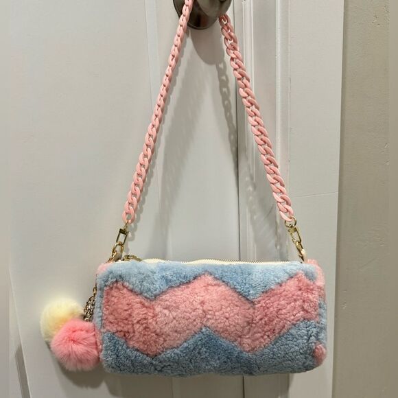 Handmade Colorblock Genuine Shearling Leather Barrel Bag & 3 Strap Styles - Picture 4 of 16